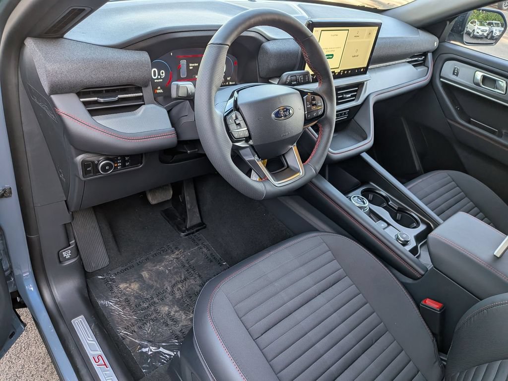 New 2026 Ford Explorer ST-Line w/ ST-Line Street Pack AWD/4WD image 10