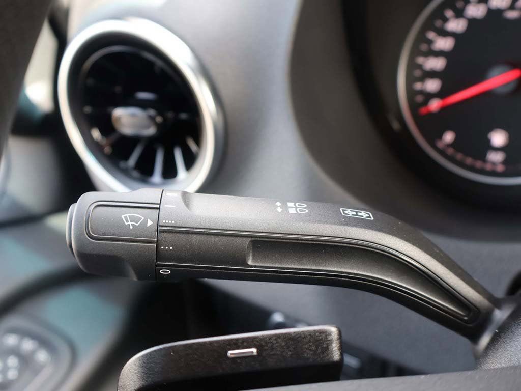 Used 2025 Mercedes-Benz Sprinter 3500 image 32