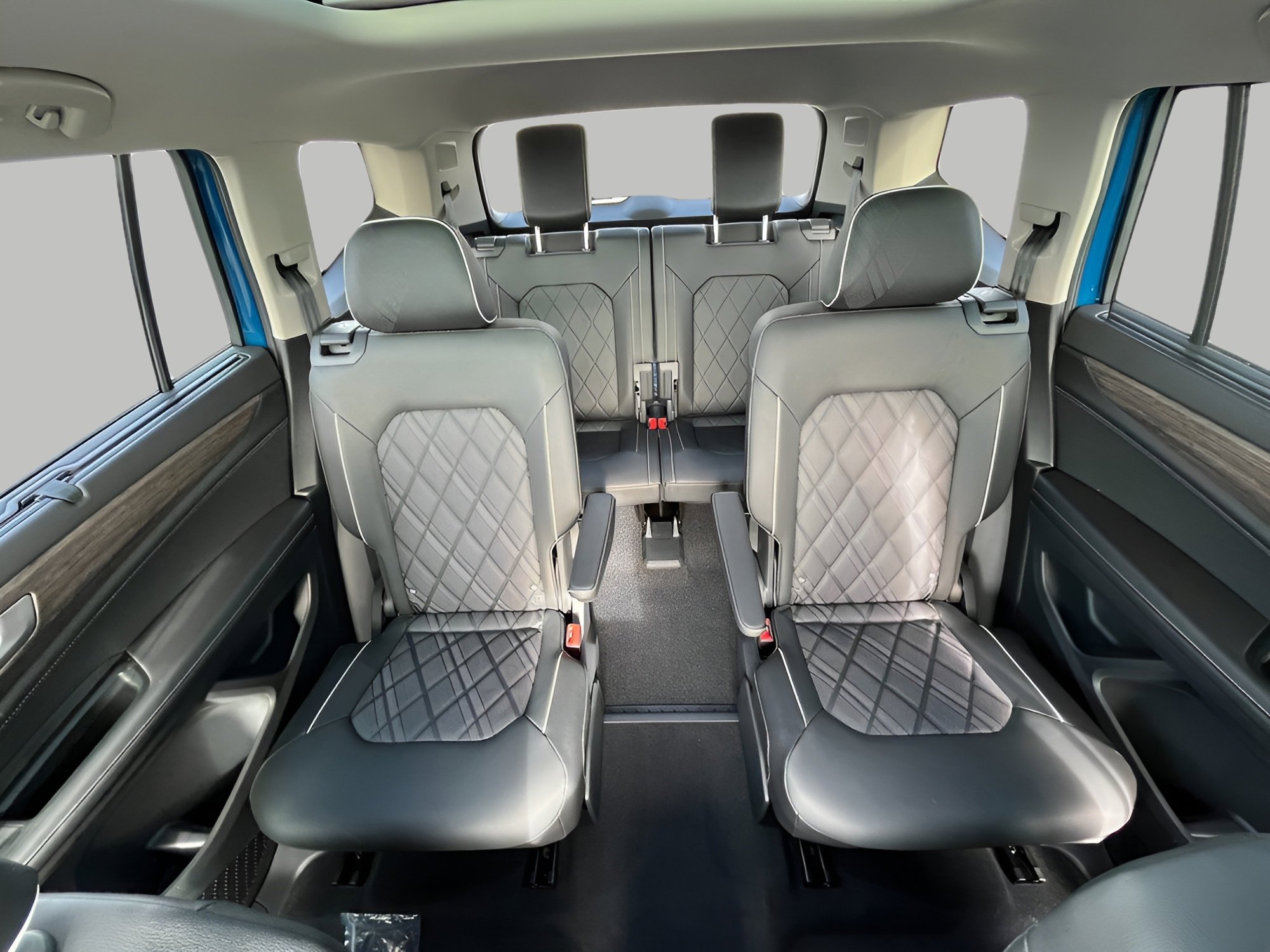 New 2026 Volkswagen Atlas SEL Premium R-Line image 23