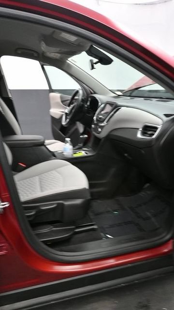 Used 2021 Chevrolet Equinox LT AWD/4WD image 10