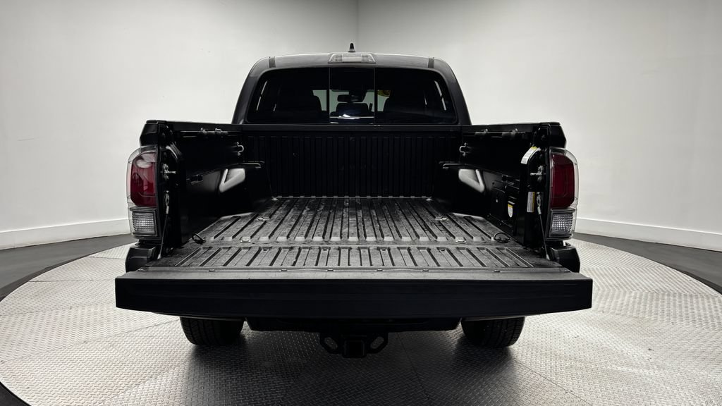 Used 2023 Toyota Tacoma TRD Sport AWD/4WD image 40