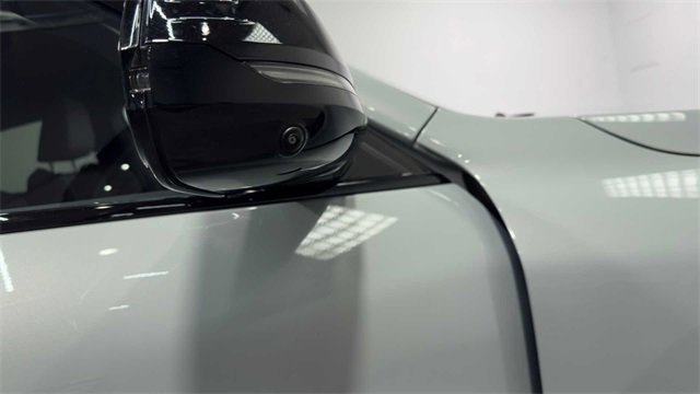 Used 2025 BMW X2 M35i image 12