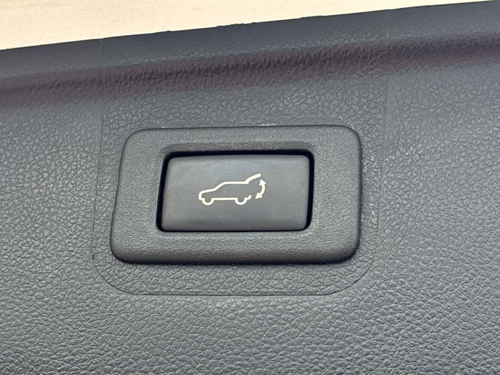Used 2019 Subaru Outback 2.5i Premium AWD/4WD image 14