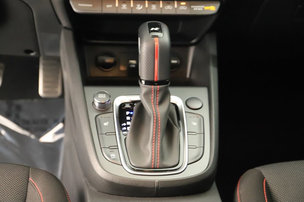 Used 2022 Hyundai Kona N Line w/ Tech Package image 21