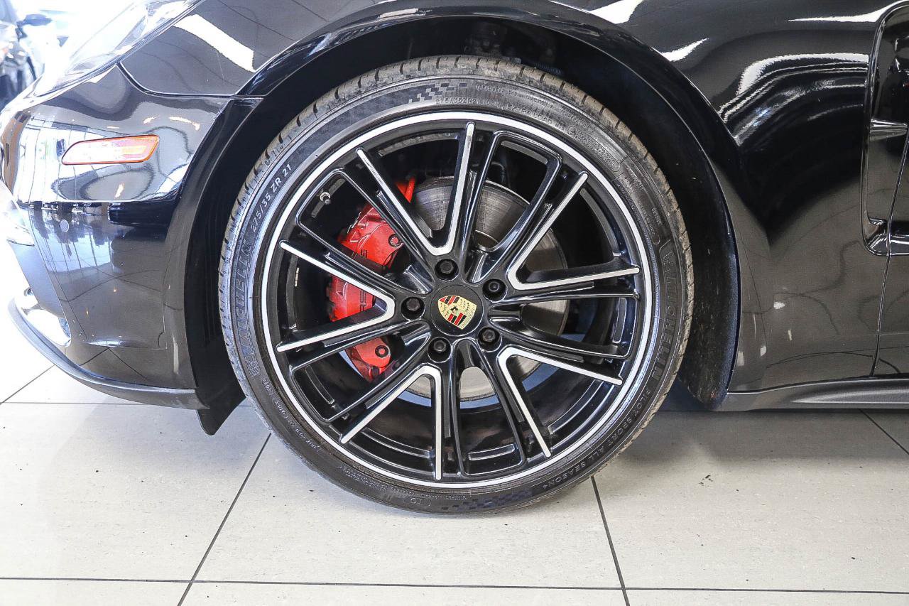Used 2018 Porsche Panamera 4S w/ Premium Package Plus AWD/4WD image 11