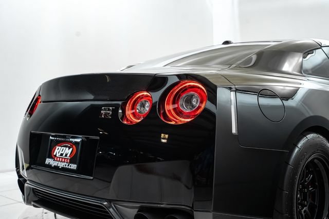 Used 2012 Nissan GT-R Black Edition AWD/4WD image 12