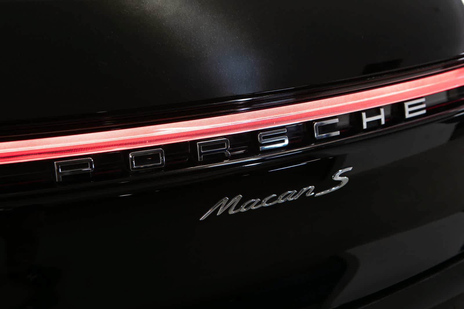 Used 2023 Porsche Macan S AWD/4WD image 37