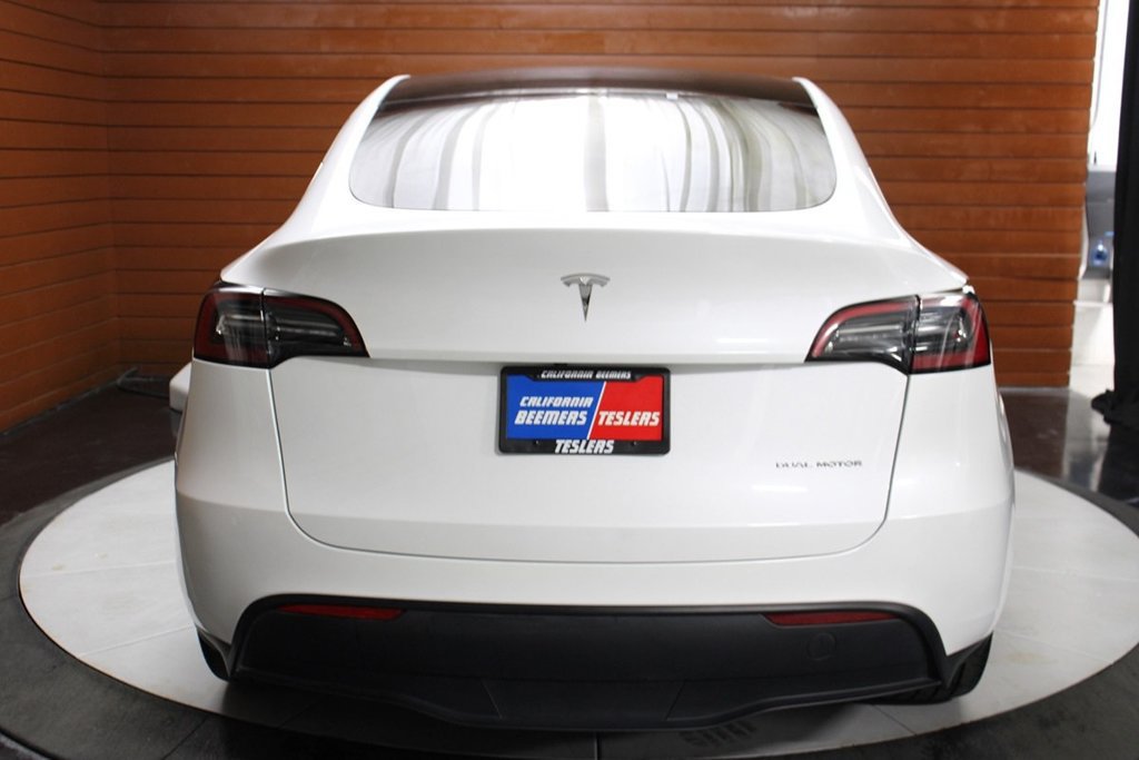 Used 2023 Tesla Model Y Long Range AWD/4WD image 8