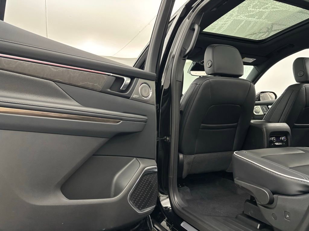 New 2026 Buick Enclave Avenir w/ Super Cruise Package image 45