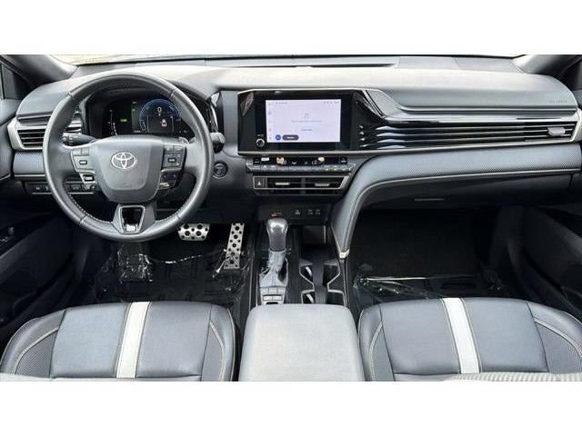 Used 2025 Toyota Camry SE FWD image 35
