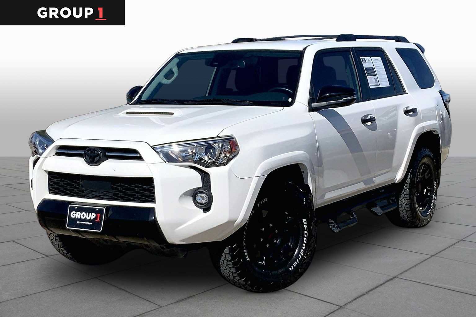 Used 2021 Toyota 4Runner Venture AWD/4WD image 1
