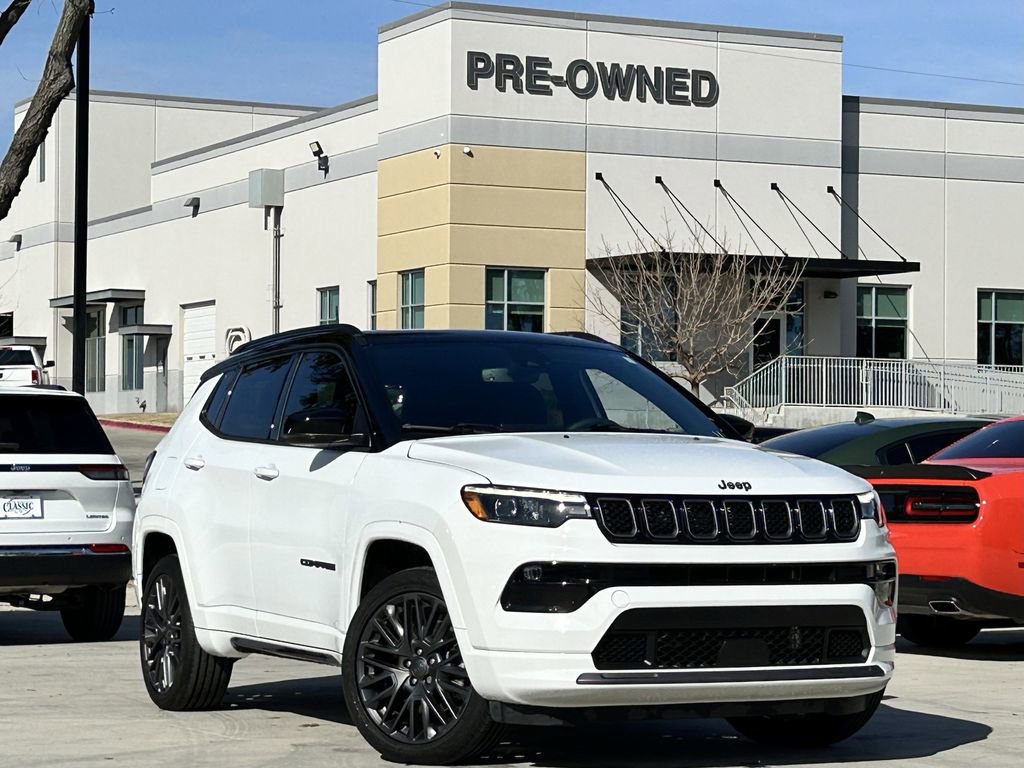 Used 2023 Jeep Compass High Altitude image 2