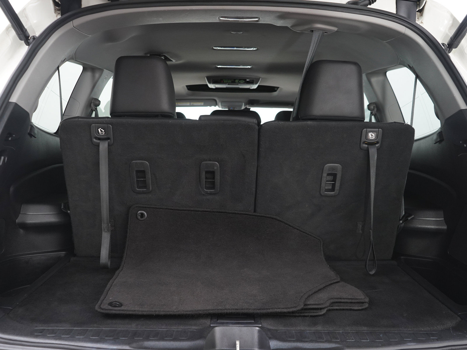 Used 2017 Honda Pilot Touring image 9