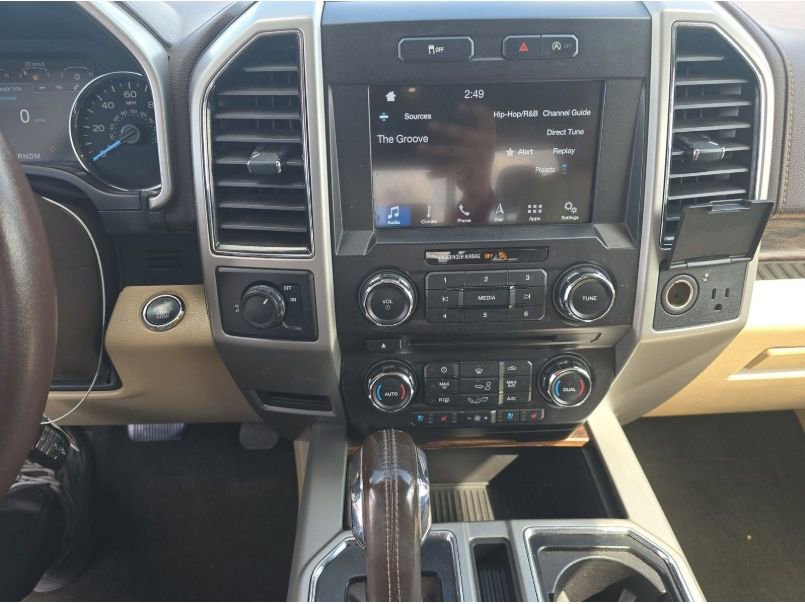 Used 2018 Ford F150 Lariat image 15