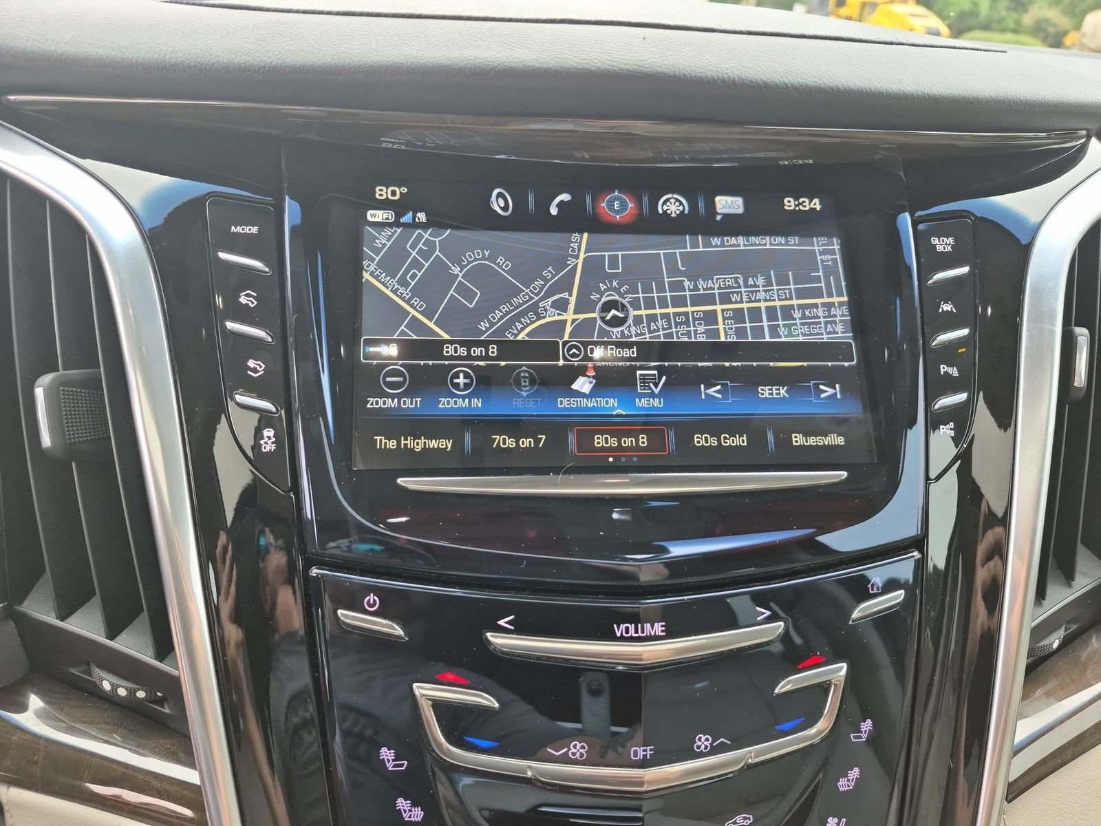 Certified 2019 Cadillac Escalade Luxury RWD image 14