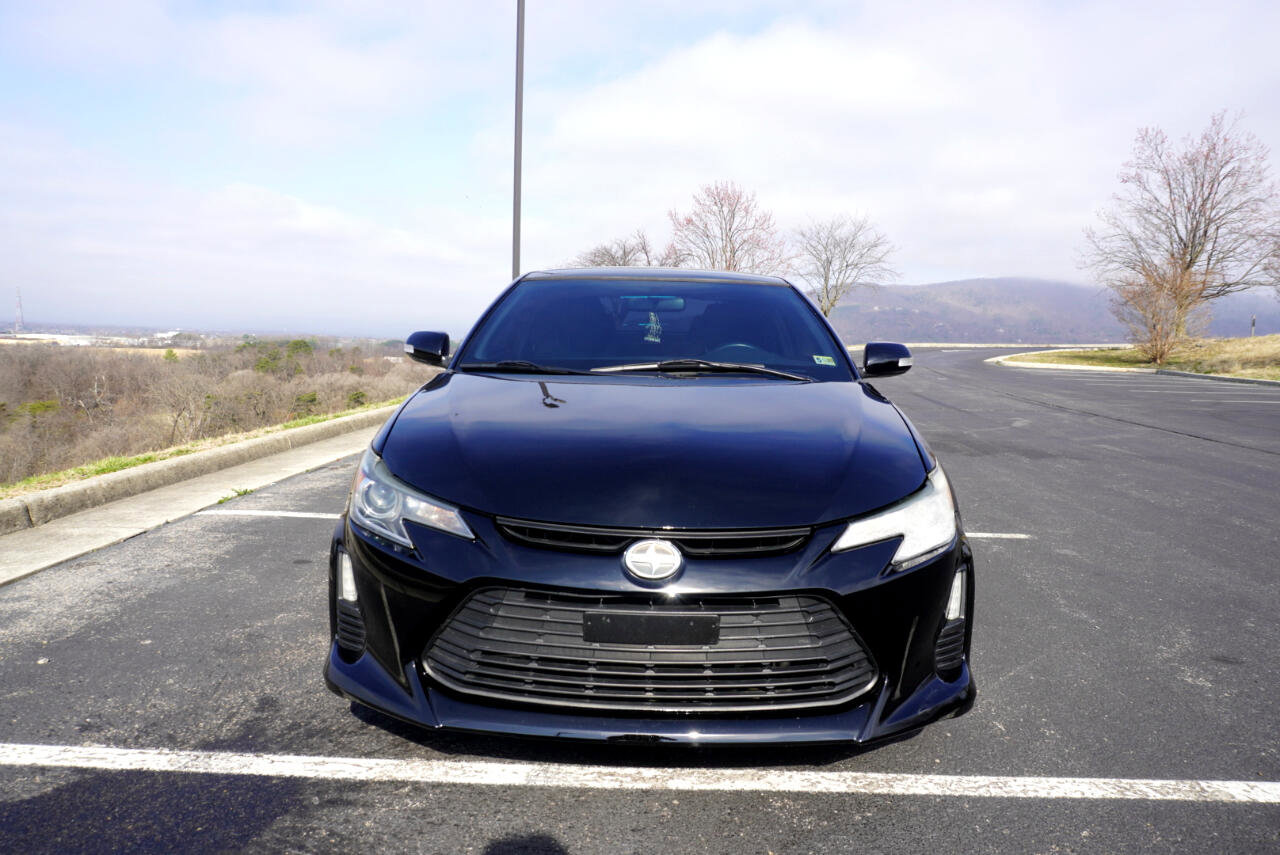 Used 2015 Scion tC image 2