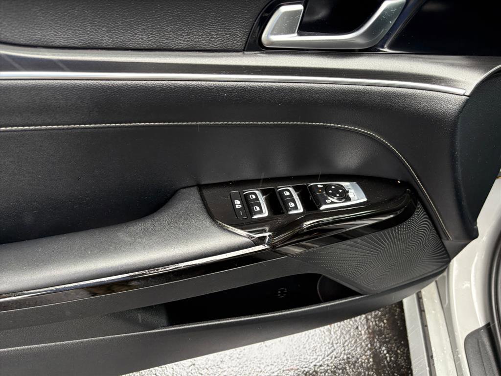 Used 2025 Kia K5 GT-Line image 21