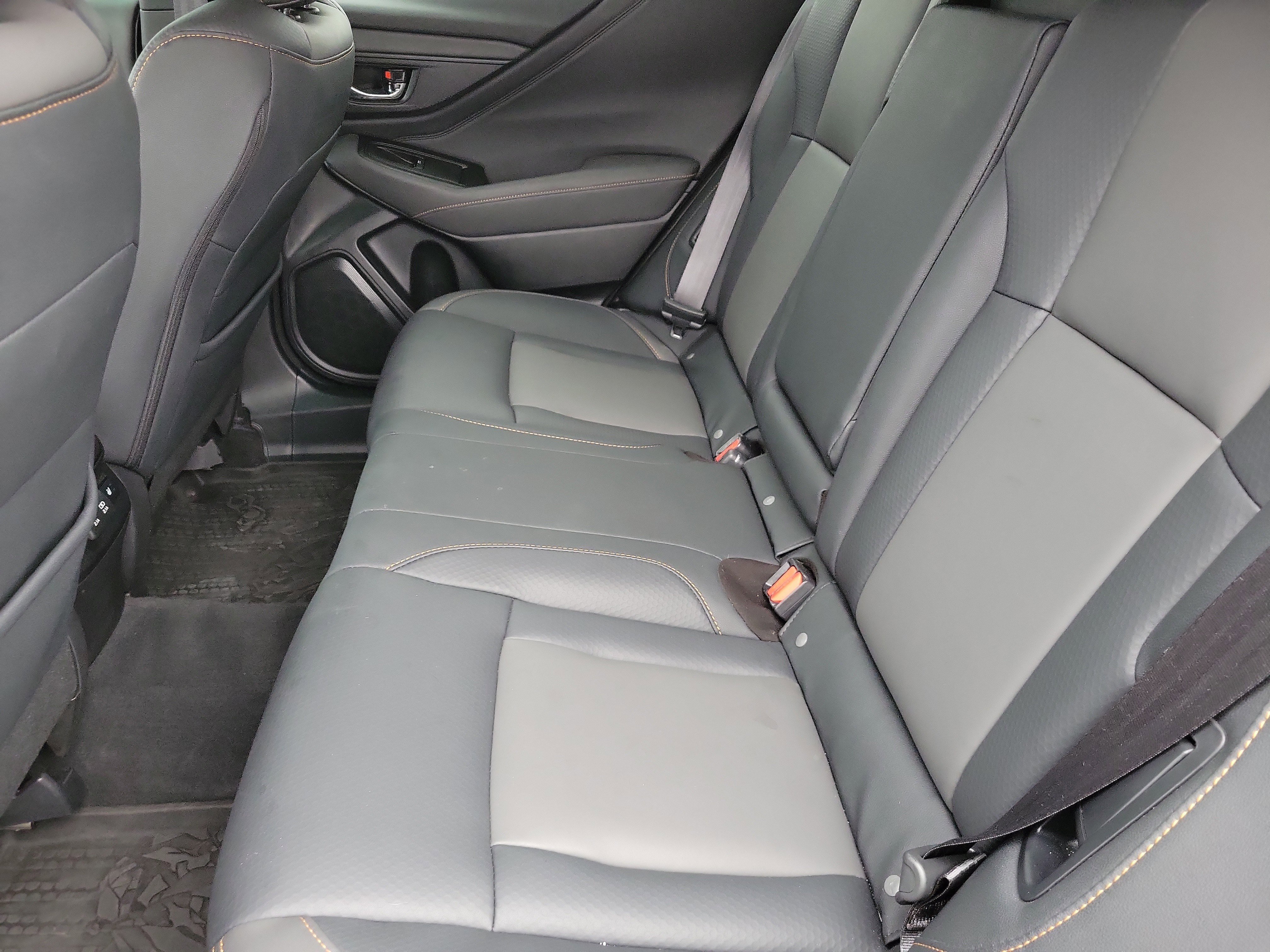 Used 2022 Subaru Outback Wilderness image 12