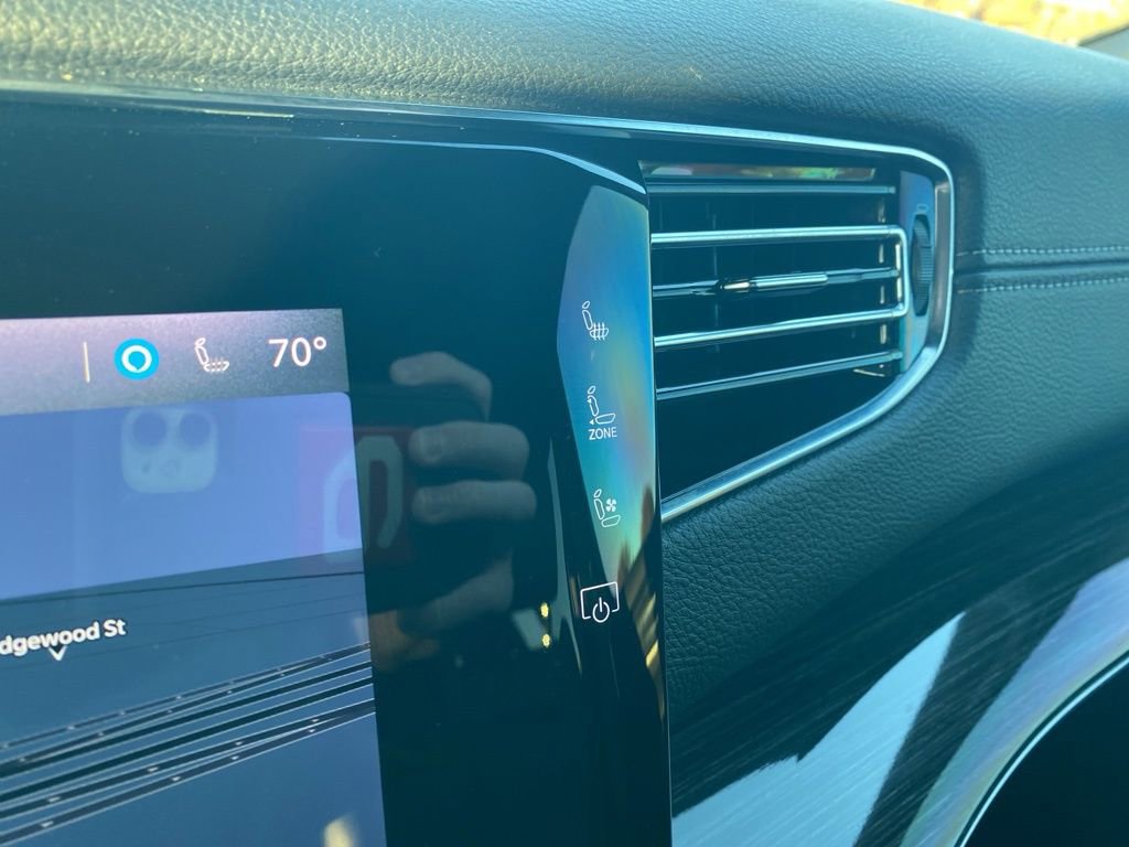 Used 2022 Jeep Wagoneer Series III image 30