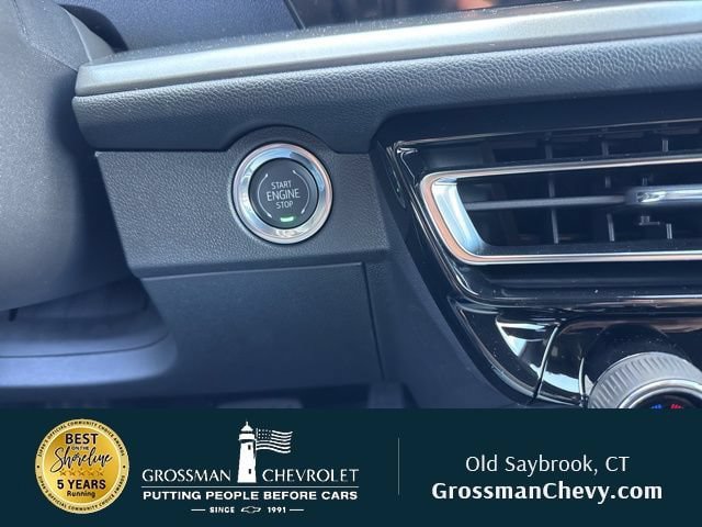 New 2026 Chevrolet Traverse LT w/ Driver Confidence Package FWD image 11