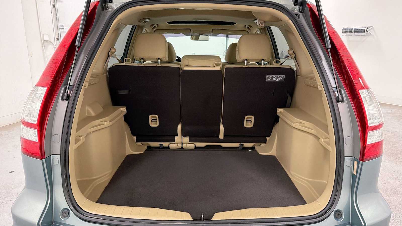 Used 2011 Honda CR-V EX image 26