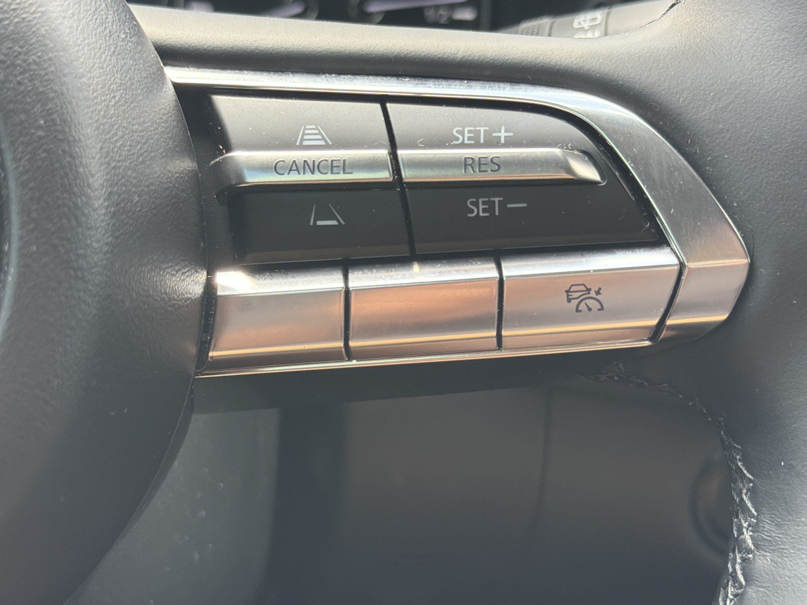 Used 2025 MAZDA CX-50 AWD 2.5 S w/ Cargo Package image 29