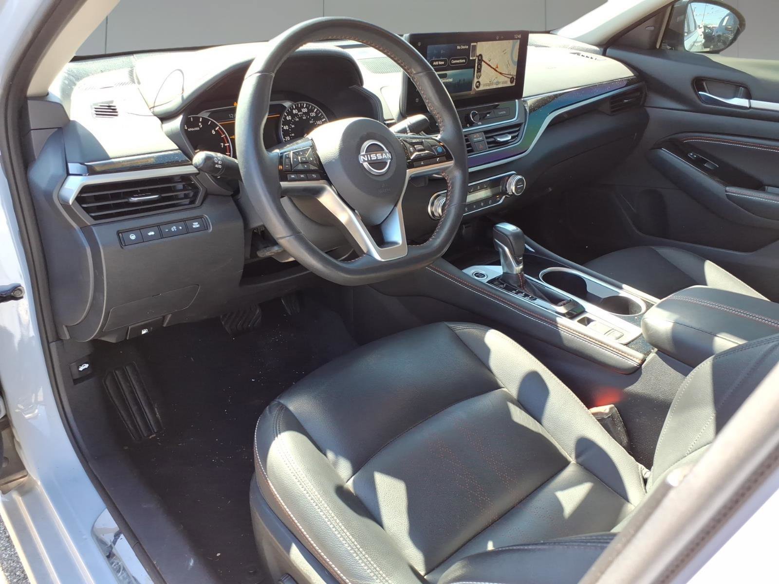 Used 2023 Nissan Altima 2.0 SR image 11