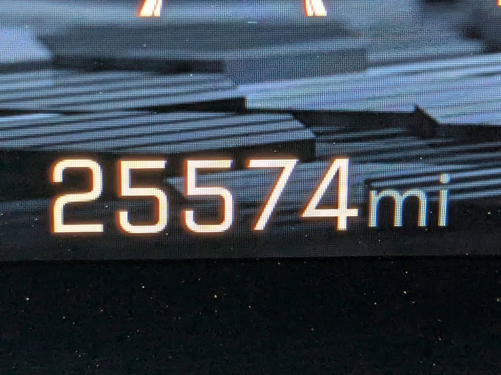 Certified 2025 Chevrolet Suburban Z71 image 37