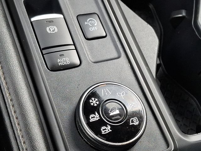 Used 2023 Nissan Pathfinder S AWD/4WD image 22