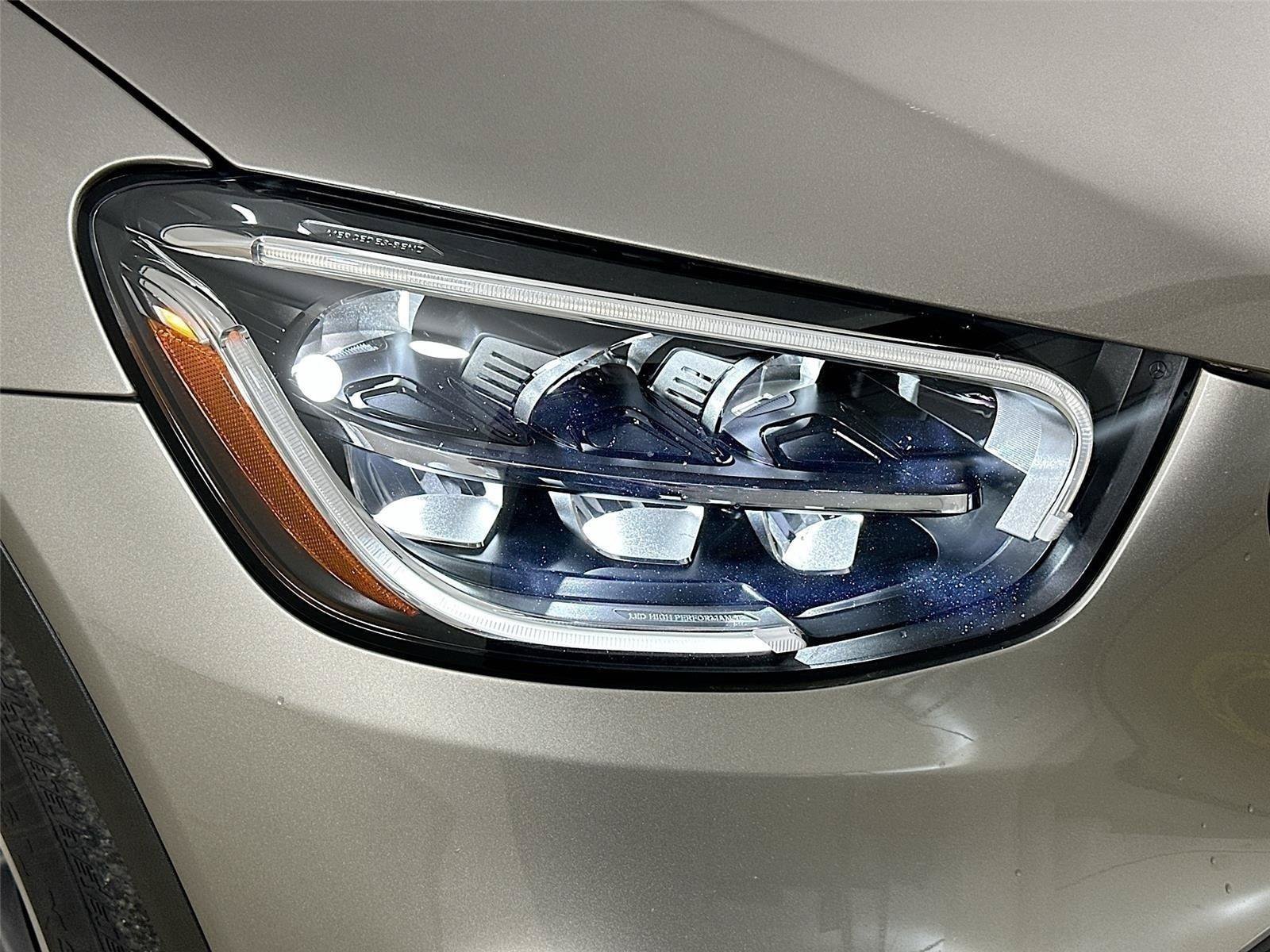 Certified 2022 Mercedes-Benz GLC 300 4MATIC w/ Premium Package Lite image 8