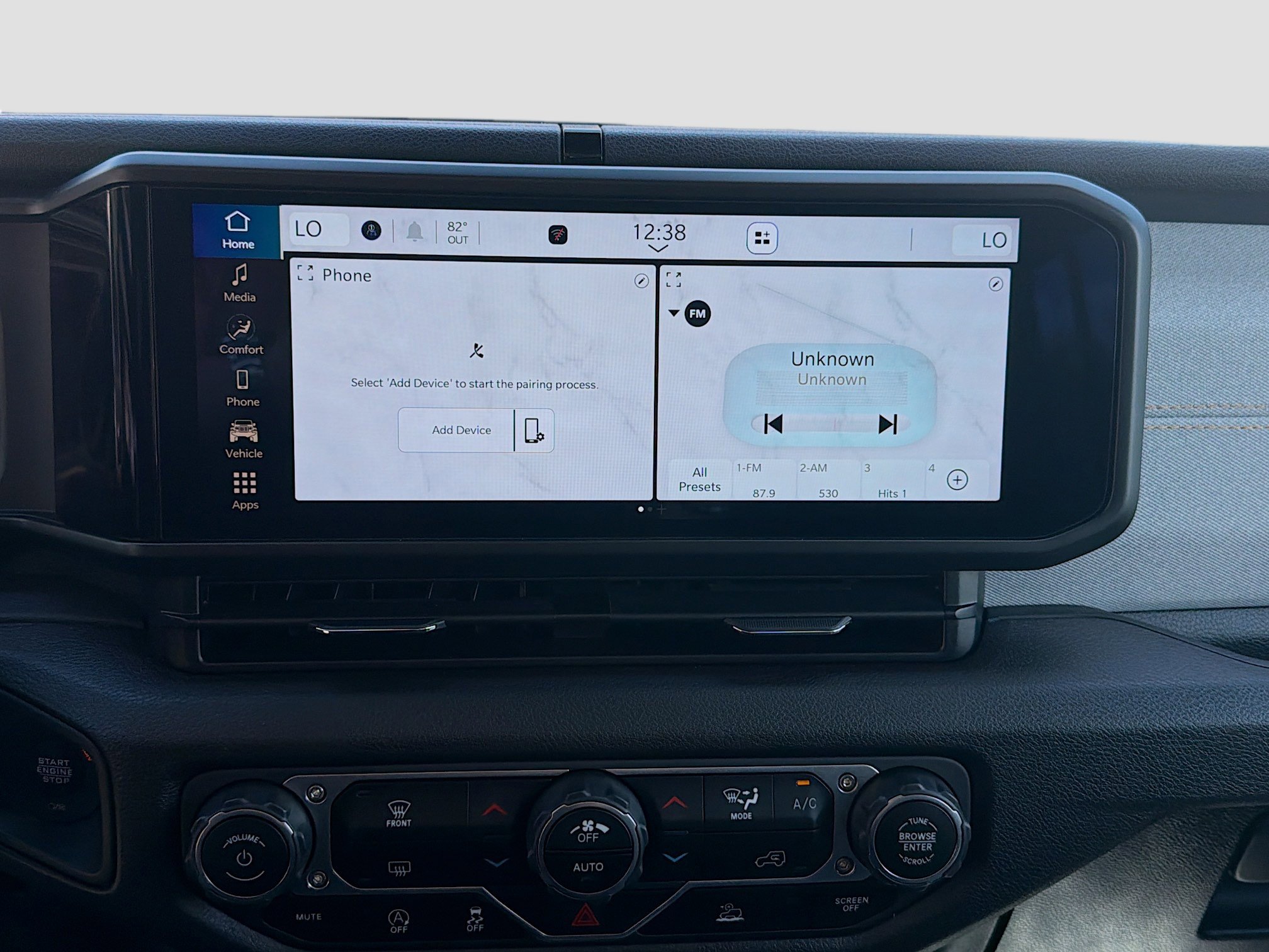 Used 2024 Jeep Gladiator Sport image 10