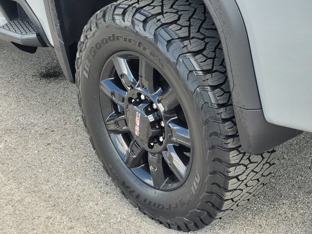 Used 2024 GMC Sierra 2500 AT4 w/ AT4 Premium Plus Package AWD/4WD image 8