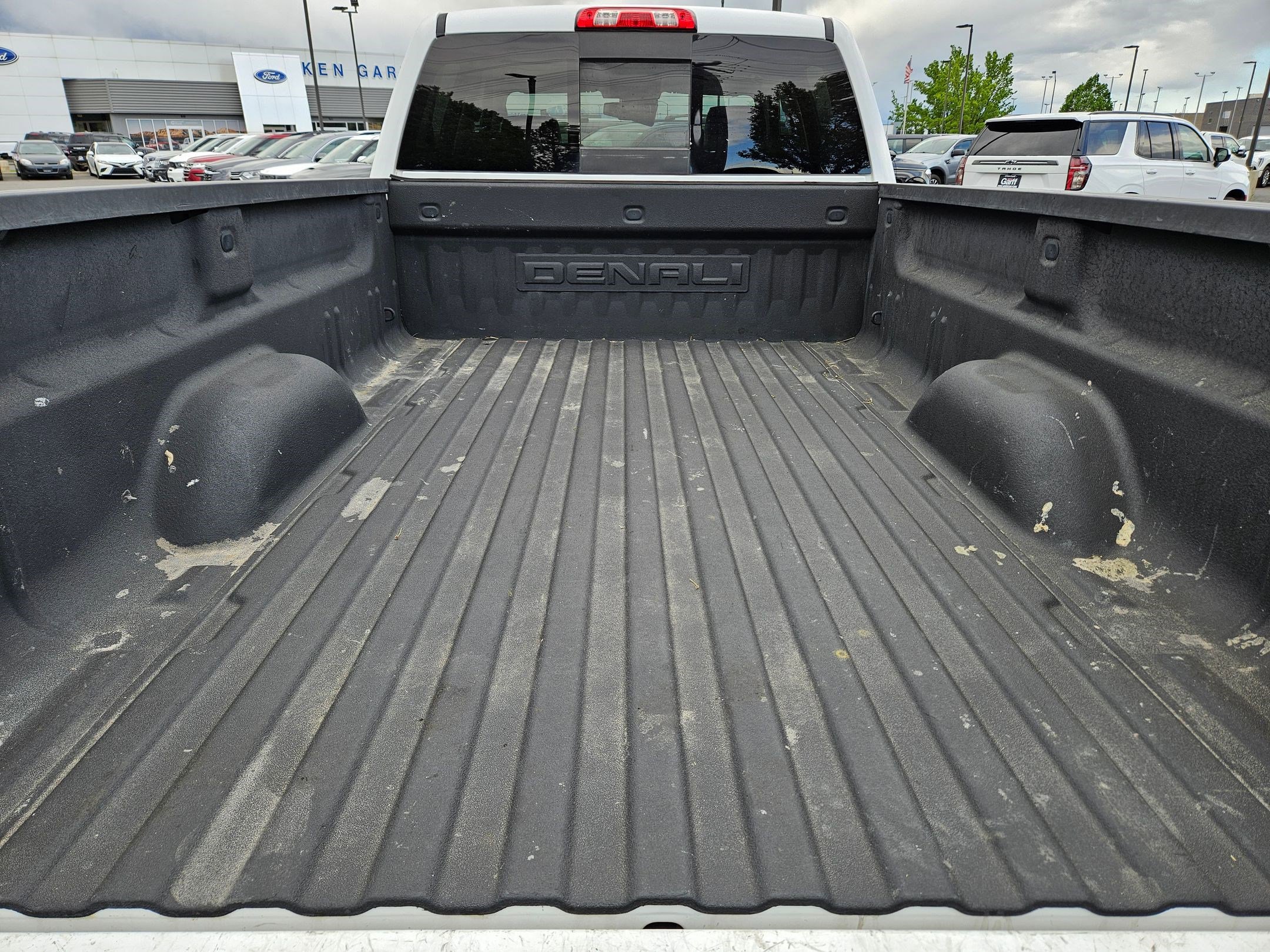 Used 2016 GMC Sierra 3500 Denali w/ Duramax Plus Package AWD/4WD image 32