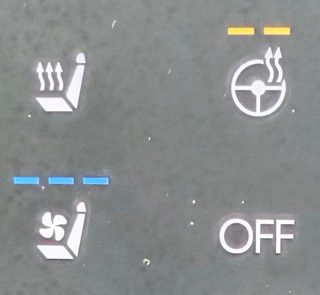 Used 2025 Hyundai Tucson Limited image 32