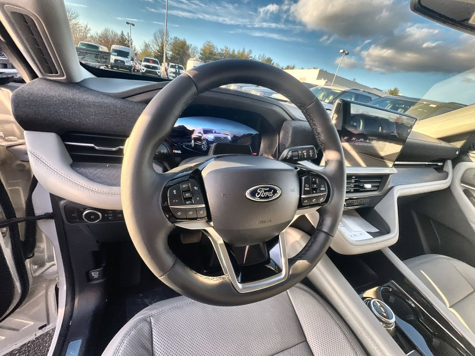 New 2026 Ford Explorer Platinum w/ LUX Leather Package image 16