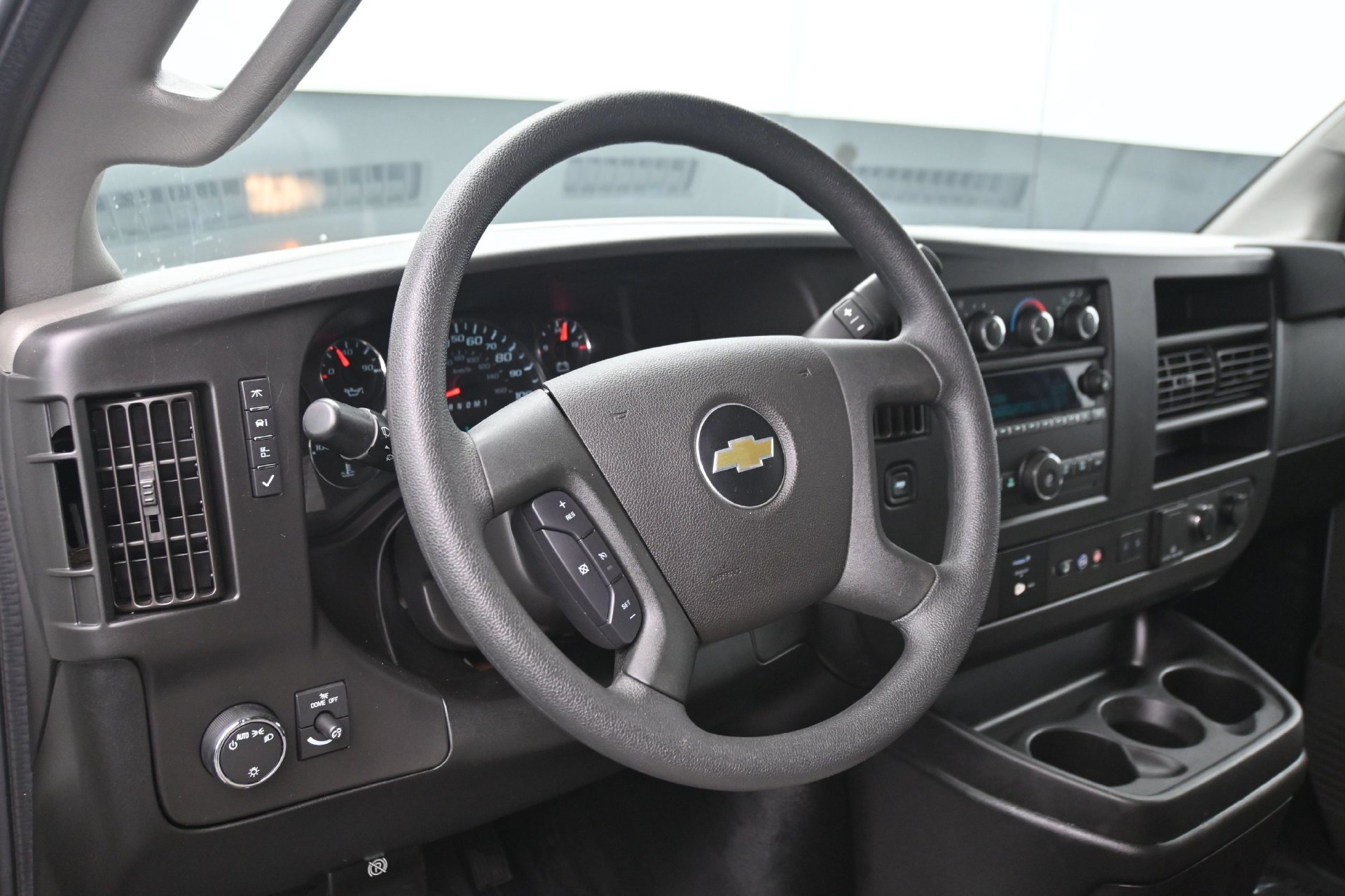 Used 2019 Chevrolet Express 3500 LT w/ LT Preferred Equipment Group RWD image 20