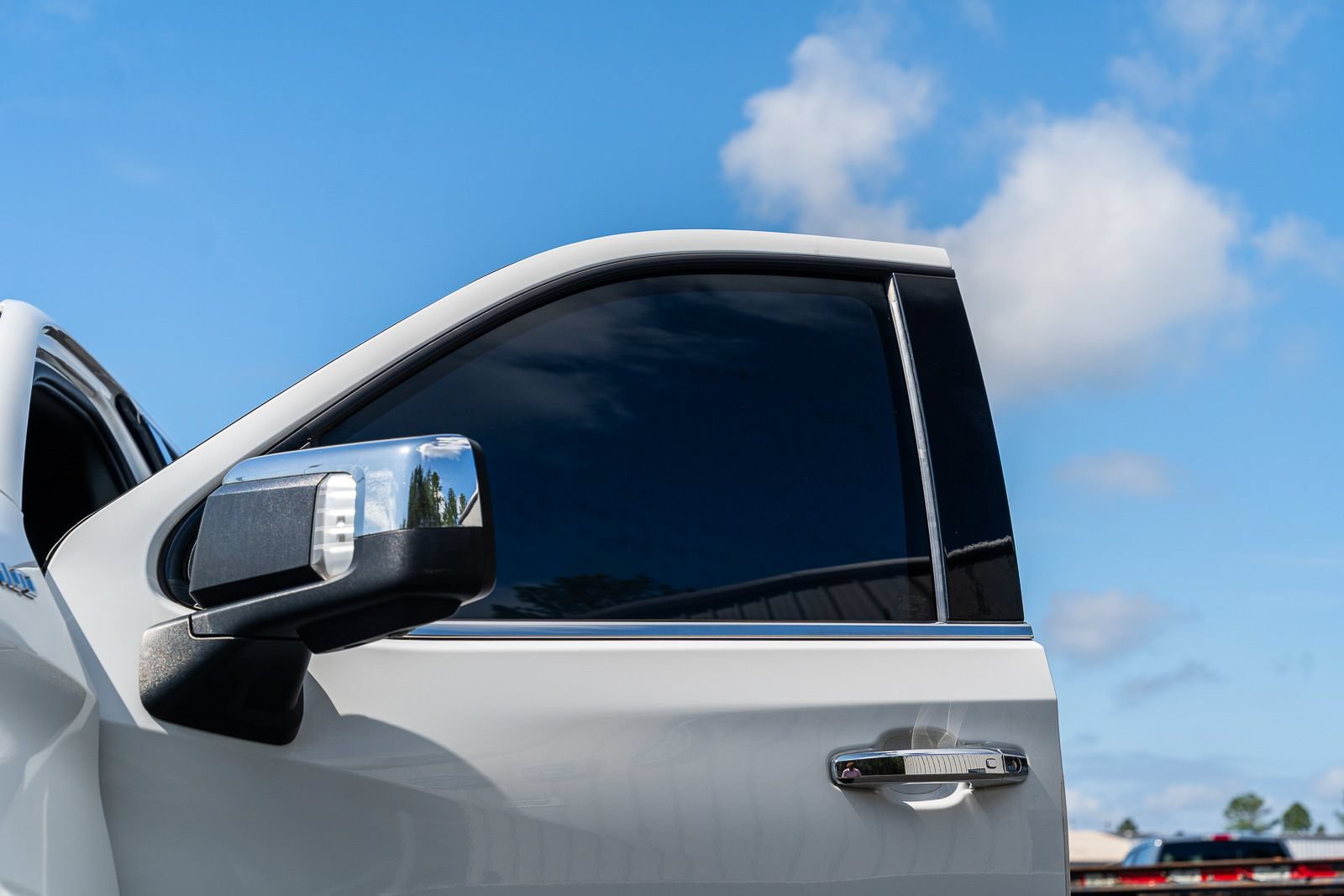 Used 2022 Chevrolet Silverado 1500 LTZ AWD/4WD image 22