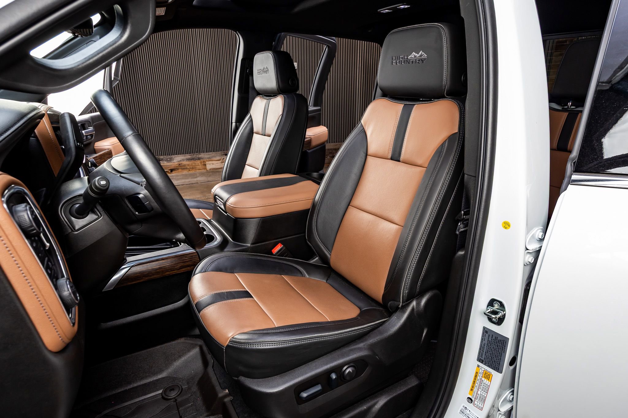 Used 2023 Chevrolet Silverado 3500 High Country image 30