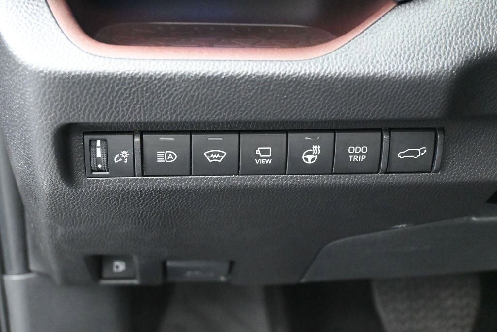 Used 2025 Toyota RAV4 Limited w/ Advanced Technology Package AWD/4WD image 16
