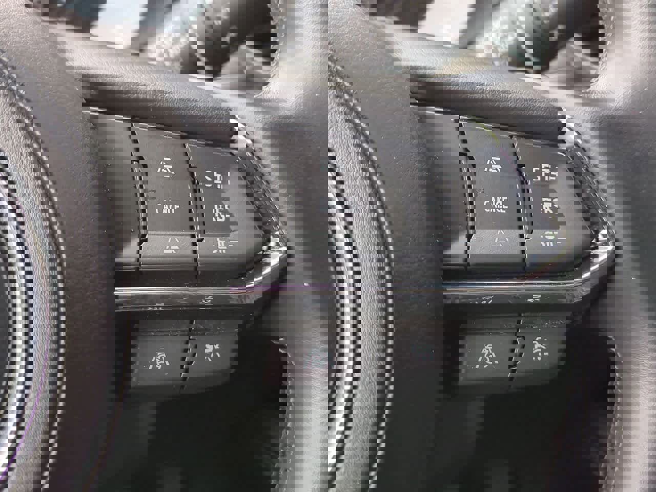 Used 2024 MAZDA CX-5 Signature image 25