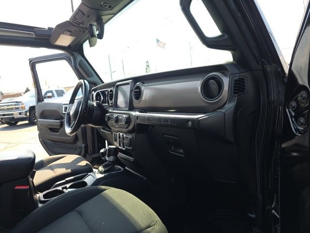 Used 2021 Jeep Wrangler Unlimited Sport w/ Sun And Sound Package AWD/4WD image 42