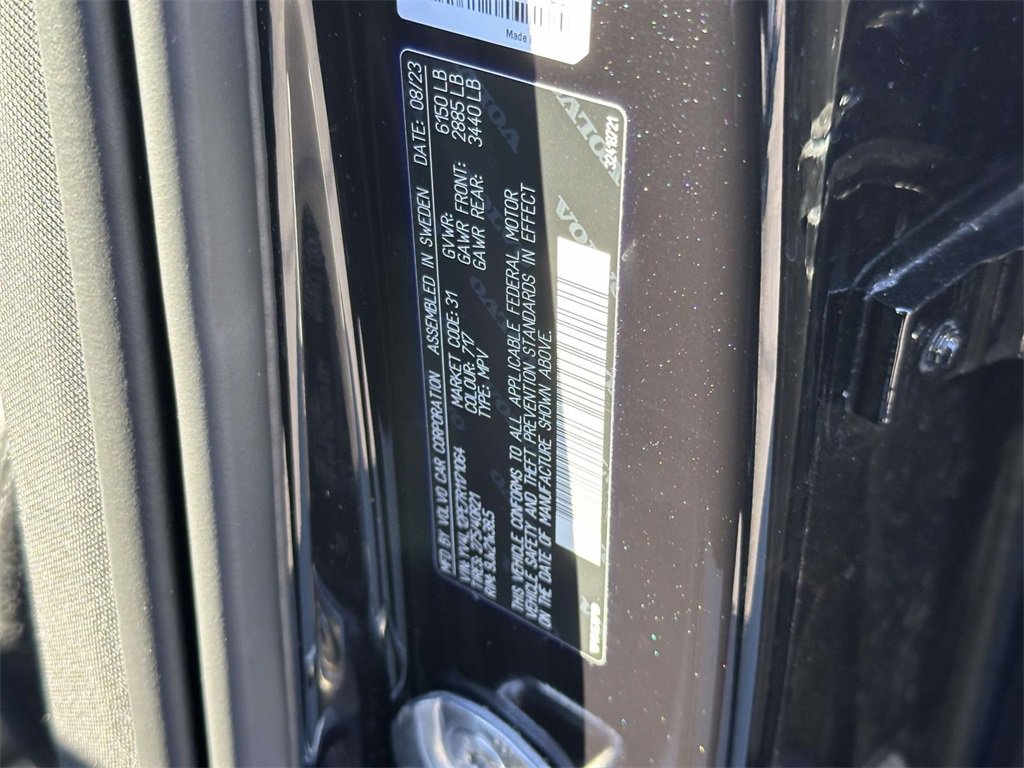 Certified 2024 Volvo XC90 B5 Plus w/ Protection Package Premier image 27
