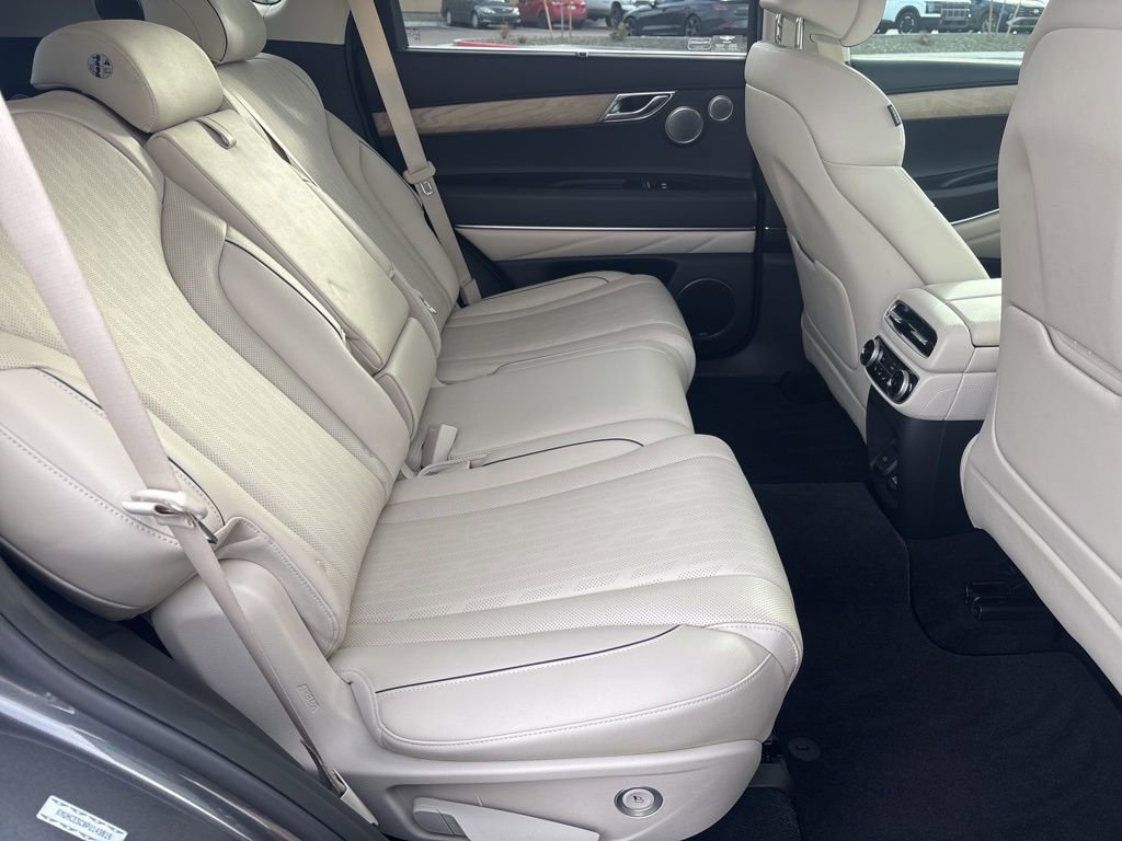 Used 2023 Genesis GV80 3.5T w/ Advanced Package image 15