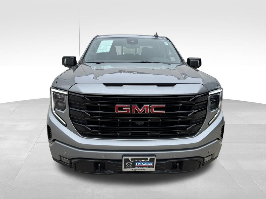 Used 2024 GMC Sierra 1500 Elevation w/ Elevation Premium Package image 3