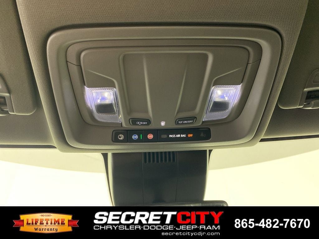 Used 2023 GMC Sierra 1500 Elevation AWD/4WD image 19