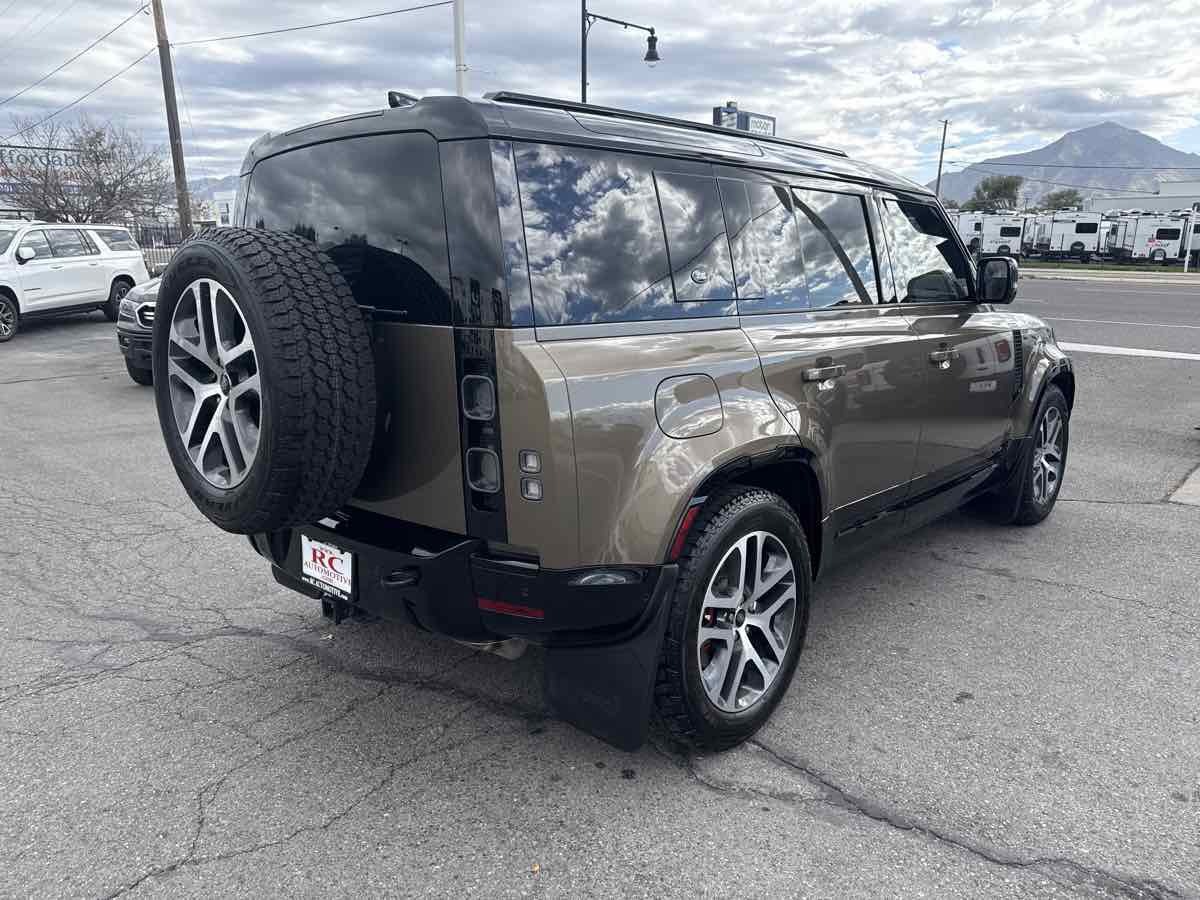 Used 2024 Land Rover Defender 110 X AWD/4WD image 6