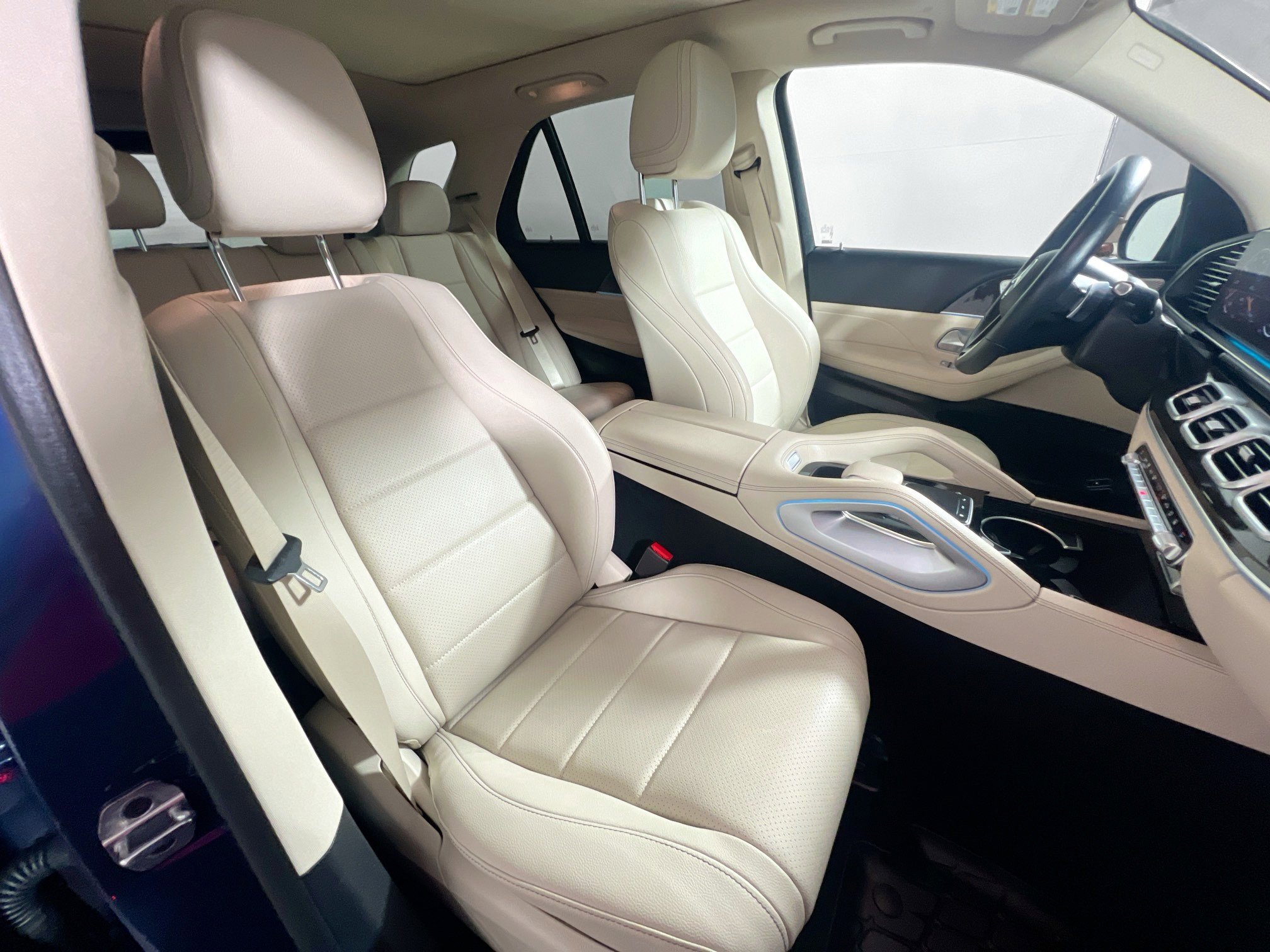 Used 2025 Mercedes-Benz GLE 450e GLE 450e image 31