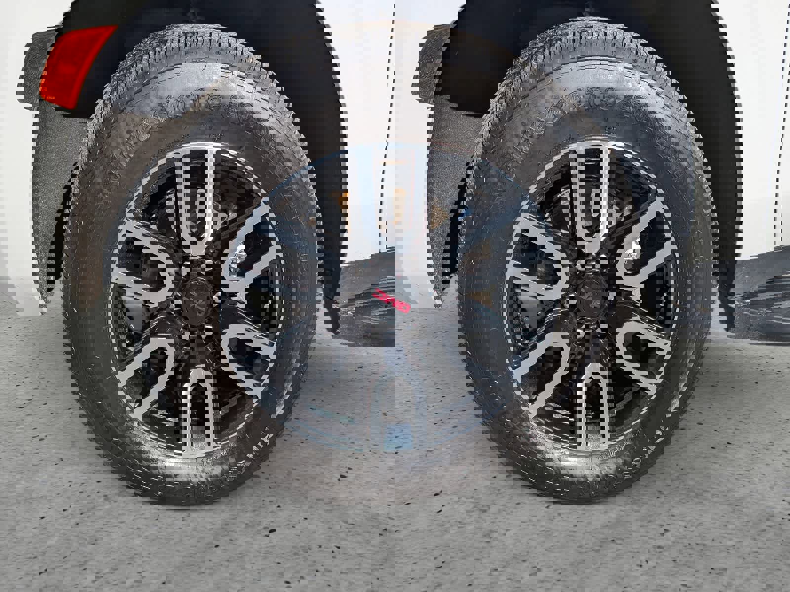 Used 2023 GMC Yukon AT4 w/ Max Trailering Package image 5