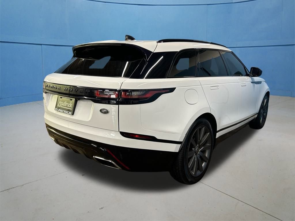 Used 2018 Land Rover Range Rover Velar R-Dynamic HSE image 11