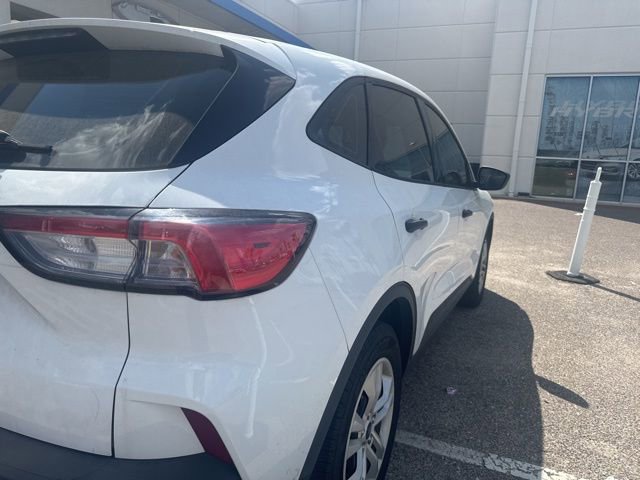 Used 2022 Ford Escape S image 8